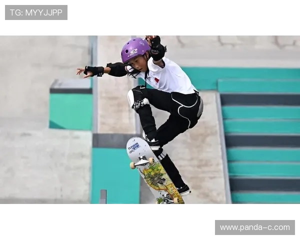 滑板街式赛年轻小将技术流